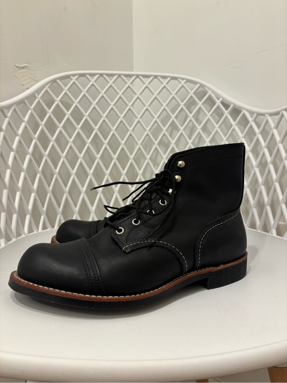Men's Black Red Wing Leather Lace-Up Work Boots